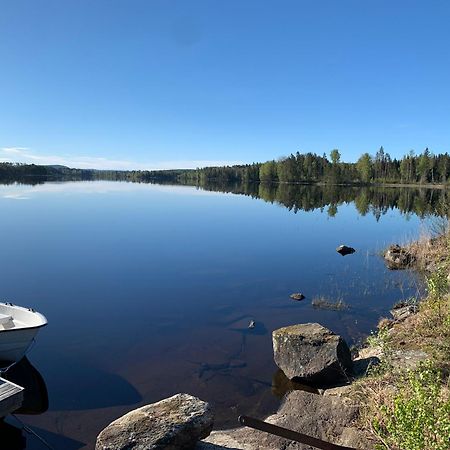 Cozy Cottage By The Lake, Charlottenberg Åmotfors Eksteriør billede
