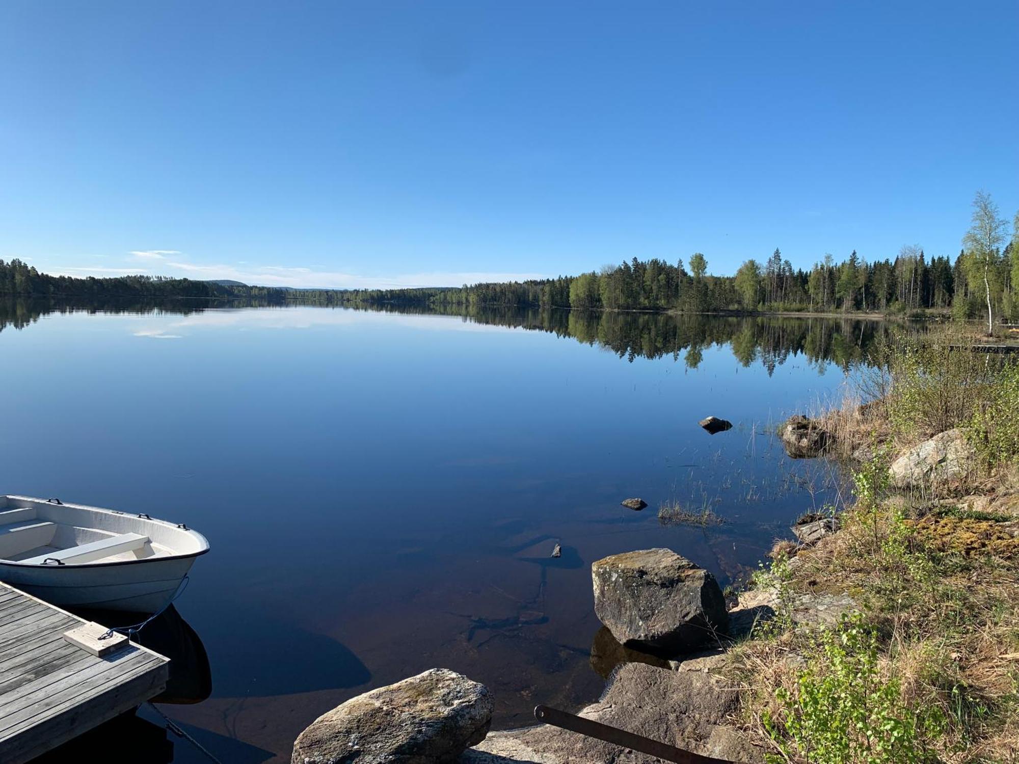 Cozy Cottage By The Lake, Charlottenberg Åmotfors Eksteriør billede